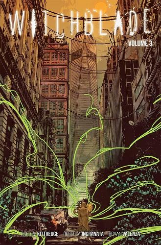 Паперова книга «Witchblade Volume 3», автор Кейтлін Кіттредж - фото №1