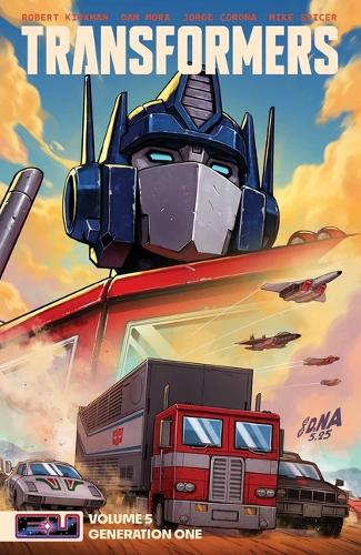 Паперова книга «Transformers Vol. 5: Generation One», автор Роберт Кіркман - фото №1