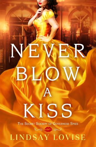 Бумажная книга «Never Blow a Kiss», автор Линдси Ловиз - фото №1