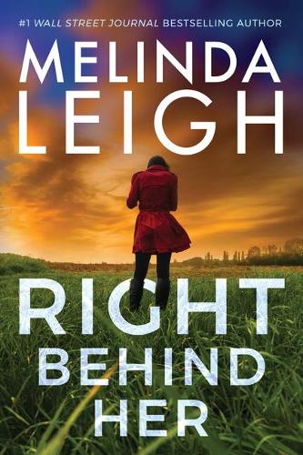 Бумажная книга «Right Behind Her», автор Мелинда Лей - фото №1