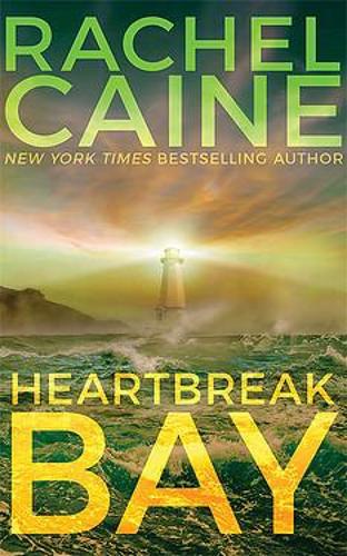 Бумажная книга «Heartbreak Bay», автор Рэйчел Кейн - фото №1