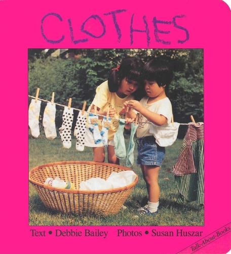 Паперова книга «Clothes», автор Деббі Бейлі - фото №1