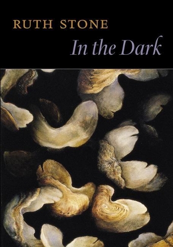 Бумажная книга «In the Dark», автор Рут Стоун - фото №1