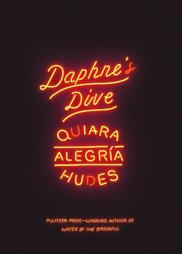 Бумажная книга «Daphne's Dive», автор Кьяра Алегрия Худес - фото №1