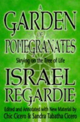 Бумажная книга «A Garden of Pomegranates», автор Израэль Регарди - фото №1