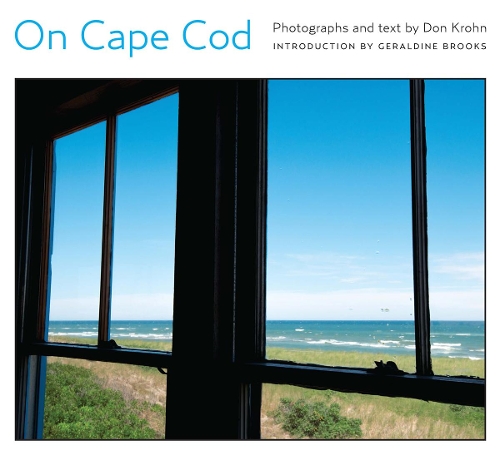 Паперова книга «On Cape Cod», автор Дон Крон - фото №1