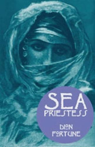 Бумажная книга «Sea Priestess», автор Дион Форчун - фото №1