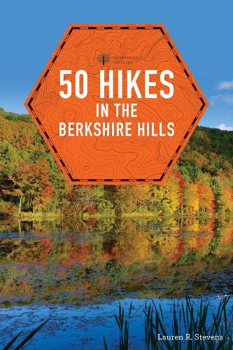Бумажная книга «50 Hikes in the Berkshire Hills», автор Лорен Р. Стивенс - фото №1