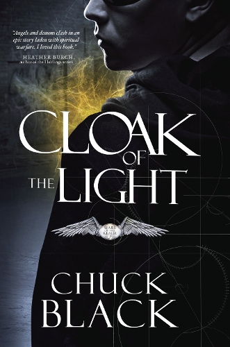 Бумажная книга «Cloak of the Light: Wars of the Realm, Book 1», автор Чак Блэк - фото №1
