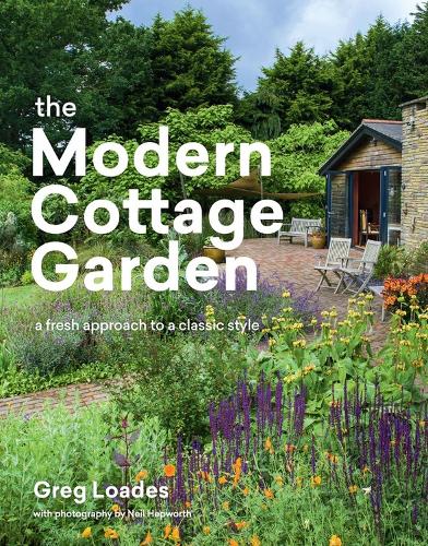 Паперова книга «The Modern Cottage Garden: A Fresh Approach to a Classic Style», автор Грег Лоадс - фото №1