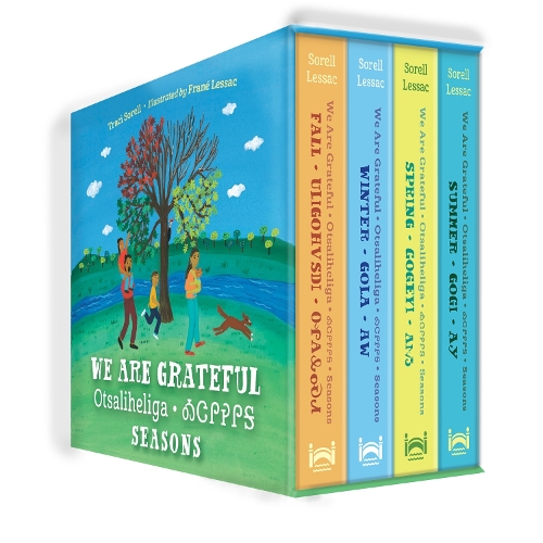 Бумажная книга «We Are Grateful Otsaliheliga: Seasons», авторов Фрэйн Лессак, Трейси Сорелл - фото №1