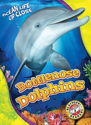 Бумажная книга «Bottlenose Dolphins», автор Кари Шутц - фото №1
