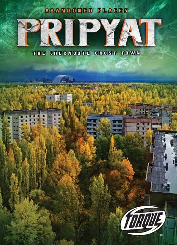 Бумажная книга «Pripyat: The Chernobyl Ghost Town», автор Лиза Оуингс - фото №1