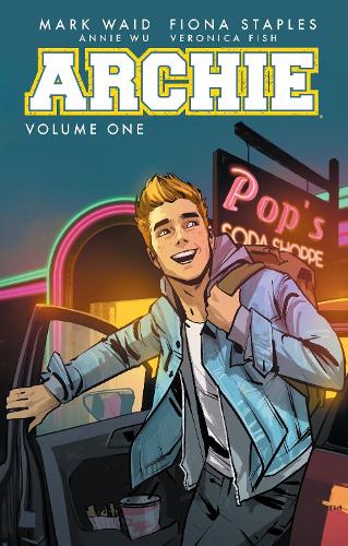 Паперова книга «Archie Vol. 1», автор Марк Вейд - фото №1