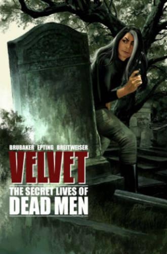 Паперова книга «Velvet Volume 2: The Secret Lives of Dead Men», автор Ед Брюбейкер - фото №1