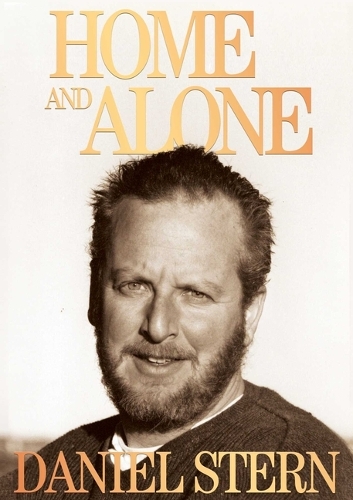 Бумажная книга «Home And Alone With Daniel Stern», автор Даниэль Штерн - фото №1