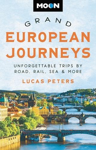 Бумажная книга «Moon Grand European Journeys: 40 Unforgettable Trips by Road, Rail, Sea & More», автор Лукас Питерс - фото №1