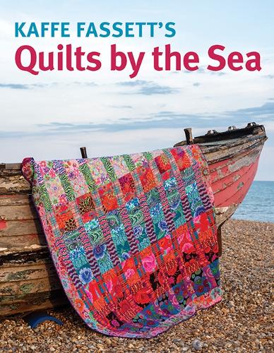 Бумажная книга «Kaffe Fassett's Quilts by the Sea», автор Каффе Фассет - фото №1
