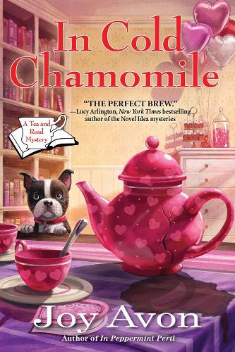 Бумажная книга «In Cold Chamomile: A Tea and a Read Mystery», автор Джой Эйвон - фото №1