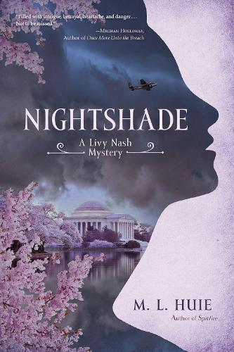 Бумажная книга «Nightshade», автор М. Л. Хьюэ - фото №1