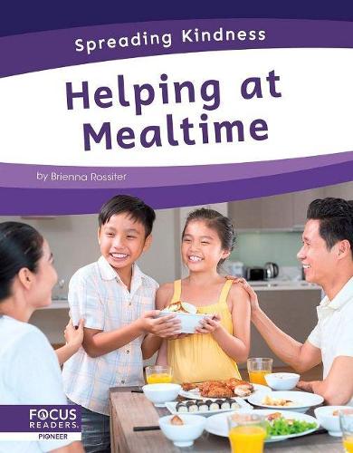 Паперова книга «Helping at Mealtime», автор Брієнна Россітер - фото №1