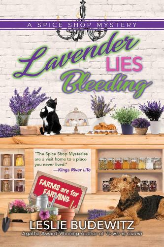Бумажная книга «Lavender Lies Bleeding», автор Лесли Будевиц - фото №1
