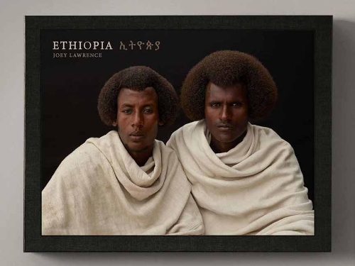 Бумажная книга «Ethiopia:  A Photographic Tribute to East Africa's Diverse Cultures & Traditions », автор Джоуи Л. - фото №1