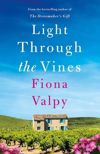 Бумажная книга «Light Through the Vines», автор Фиона Вальпи - фото №1