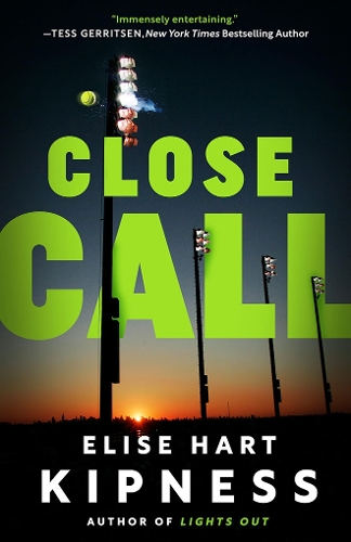 Бумажная книга «Close Call», автор Элиза Харт Кипнесс - фото №1