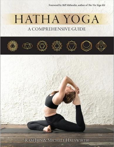 [object Object] «Hatha Yoga: A Comprehensive Guide», автор Рам Джайн - фото №1