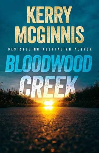 Паперова книга «Bloodwood Creek», автор Керрі Макгінніс - фото №1