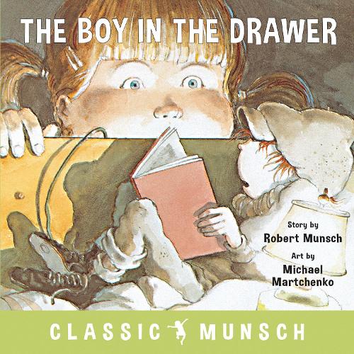 Бумажная книга «The Boy in the Drawer», автор Роберт Манч - фото №1
