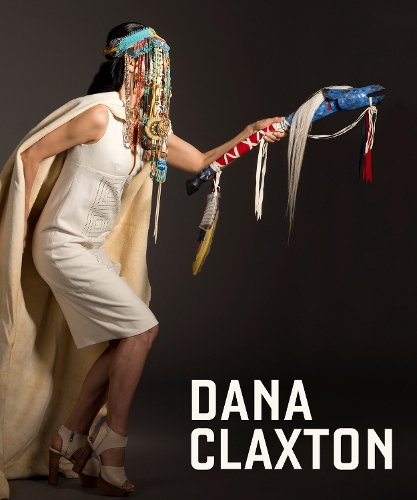 Паперова книга «Dana Claxton: Fringing the Cube», авторів Грант Арнольд, Джалех Мансур, Моніка Кін Ганьон, Олівія Мічіко Ганьон - фото №1