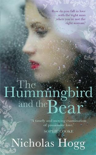 Бумажная книга «The Hummingbird and The Bear», автор Николас Хогг - фото №1