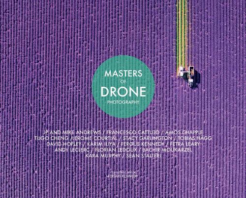 Бумажная книга «Masters Of Drone Photography», автор Фергус Кеннеди - фото №1