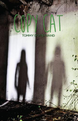 Бумажная книга «Copy Cat», автор Томми Донбаванд - фото №1