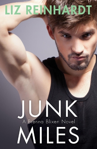 Бумажная книга «Junk Miles (A Brenna Blixen Novel)», автор Лиз Рейнхардт - фото №1
