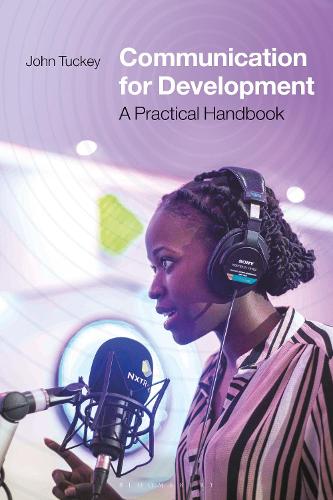 Бумажная книга «Communication for Development: A Practical Handbook», автор Джон Таки - фото №1
