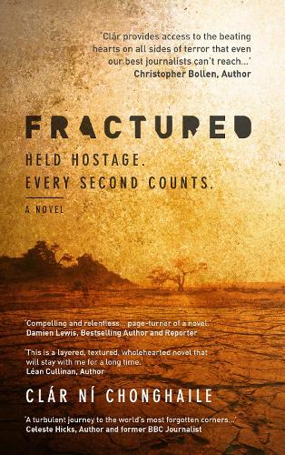 Паперова книга «Fractured: Shortlisted for the Amazon Rising Star Award», автор Клар Ні Чонгхайл - фото №1