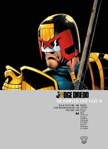 Бумажная книга «Judge Dredd: The Complete Case Files 39», автор Джон Вагнер - фото №1