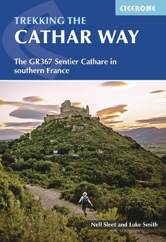 Бумажная книга «Trekking the Cathar Way: The GR367 Sentier Cathare in southern France», авторов Люк Смит, Нелл Слит - фото №1