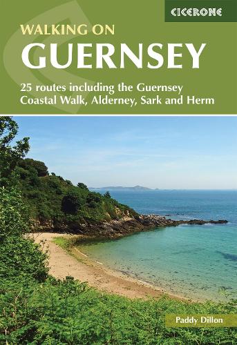 Бумажная книга «Walking on Guernsey: 25 routes including the Guernsey Coastal Walk, Alderney, Sark and Herm», автор Пэдди Диллон - фото №1
