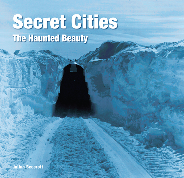 Бумажная книга «Secret Cities: The Haunted Beauty», автор Джулиан Бикрофт - фото №1