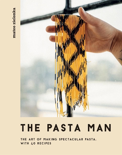 Паперова книга «The Pasta Man: The Art of Making Spectacular Pasta – with 40 Recipes», автор Матео Зелонка - фото №1