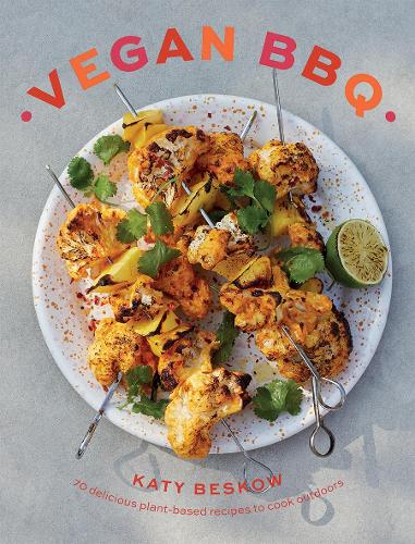 Паперова книга «Vegan BBQ: 70 Delicious Plant-Based Recipes to Cook Outdoors», автор Кеті Бєсков - фото №1