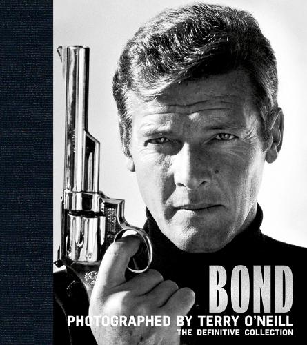 Бумажная книга «Bond: Photographed by Terry O'Neill: The Definitive Collection», автор Терри О'Нил - фото №1