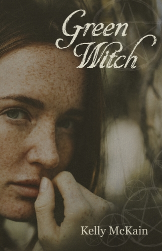 Бумажная книга «Green Witch», автор Келли Маккейн - фото №1