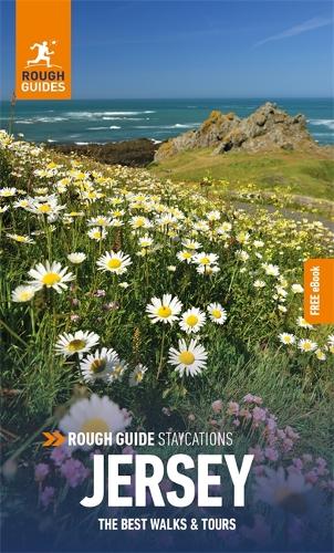 Бумажная книга «Pocket Rough Guide Staycations Jersey (Travel Guide with Free eBook)», автор Rough Guides - фото №1