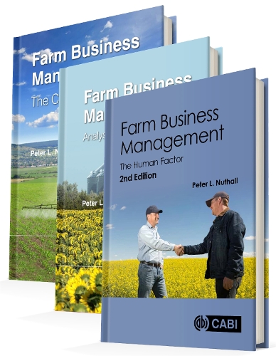 Бумажная книга «Farm Business Management - 3 volume set», автор Питер Л. Натхолл - фото №1