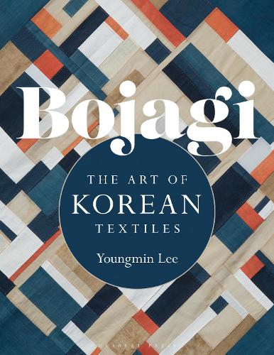 Бумажная книга «Bojagi: The Art of Korean Textiles» - фото №1